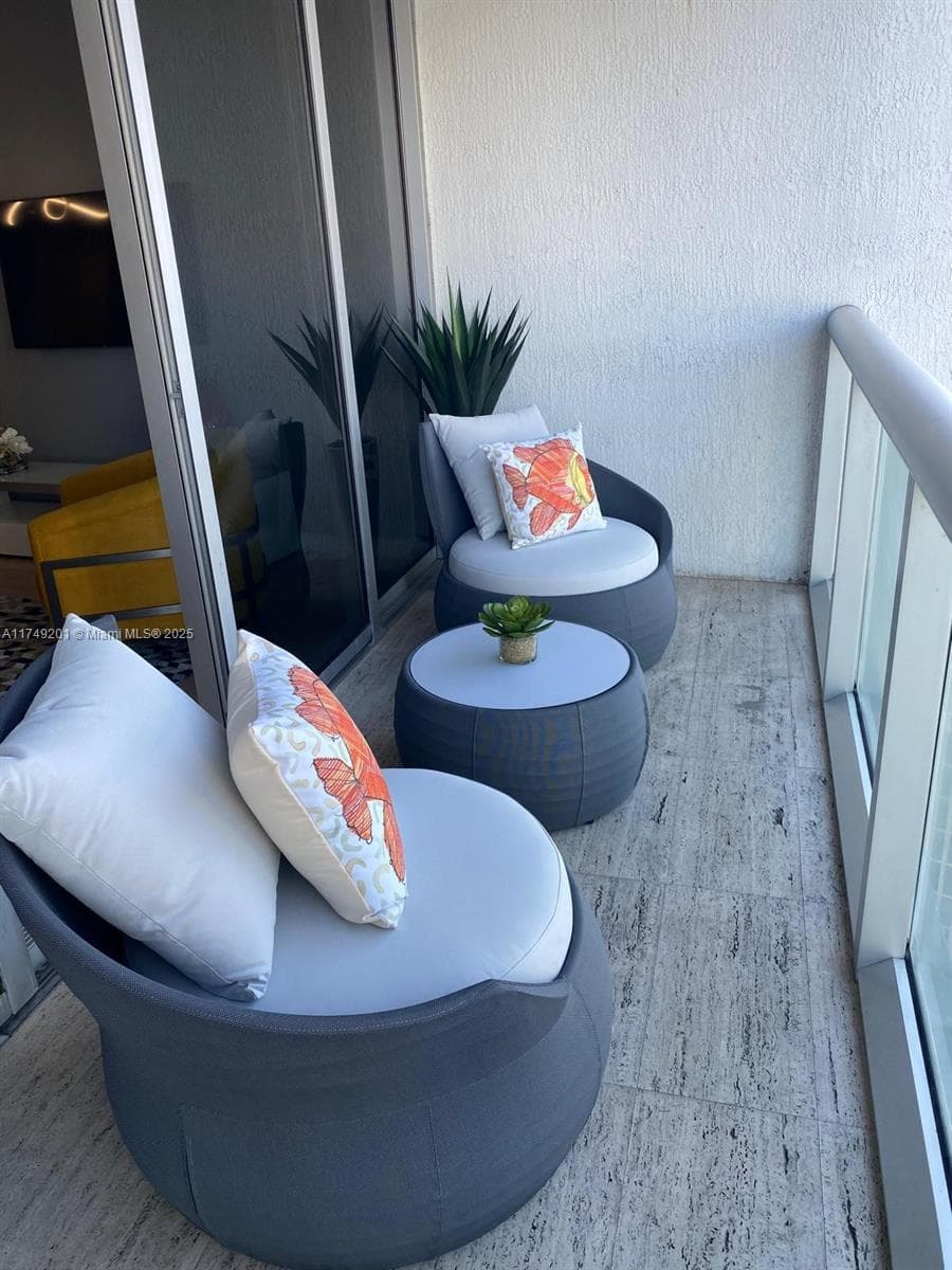 485 Brickell Ave 2603 photo 11