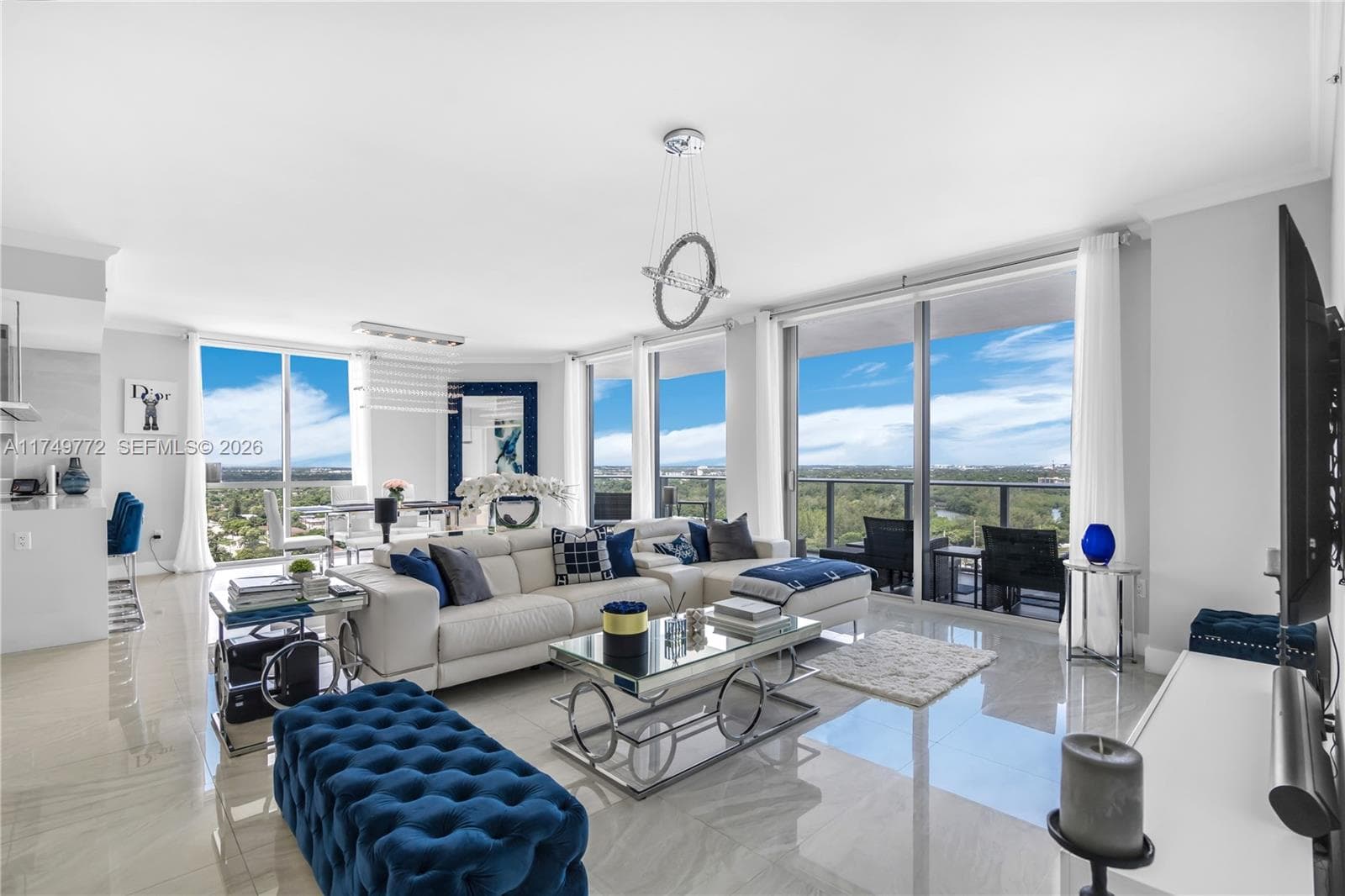 17111 Biscayne Blvd 2001 photo 14