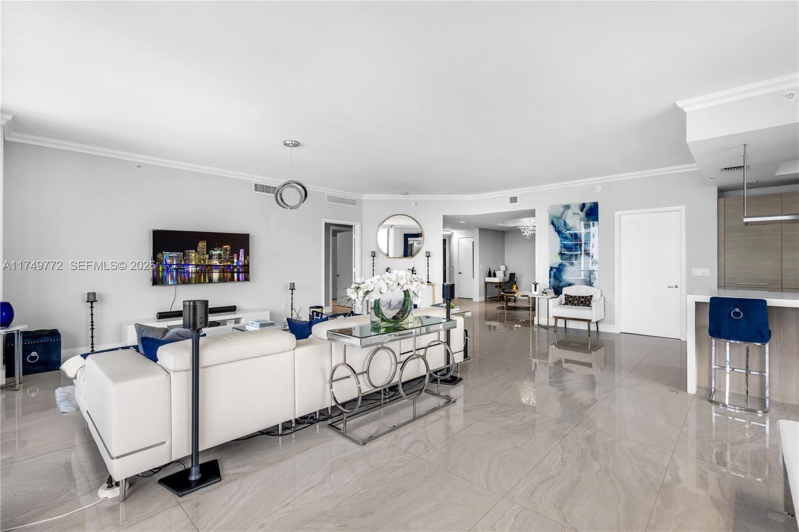 17111 Biscayne Blvd 2001 photo 15