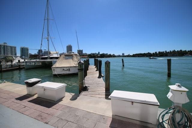 900 Bay Dr DS1/2 photo 3