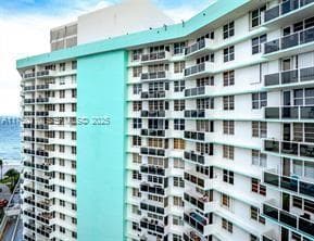 3725 S Ocean Dr 1605 photo 18
