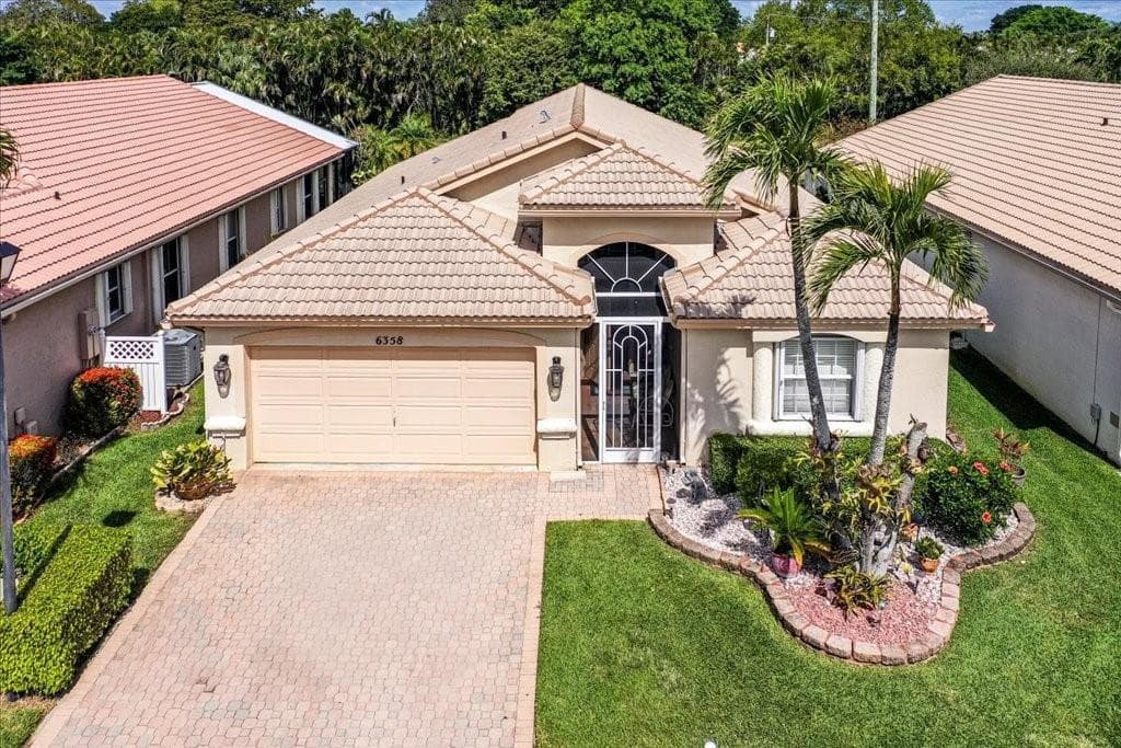 6358 Westchester Club Drive photo 1