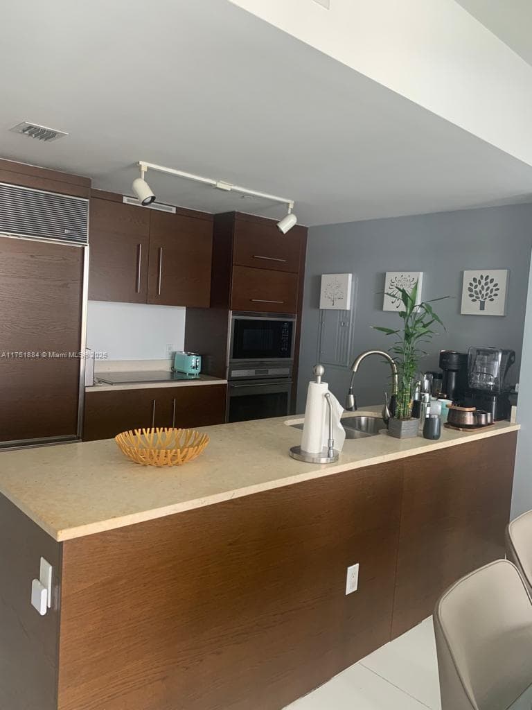 465 Brickell Ave 2405 photo 7