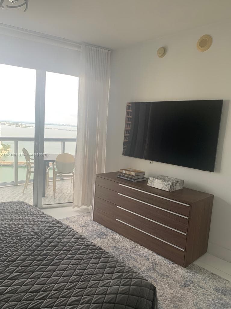 465 Brickell Ave 2405 photo 11