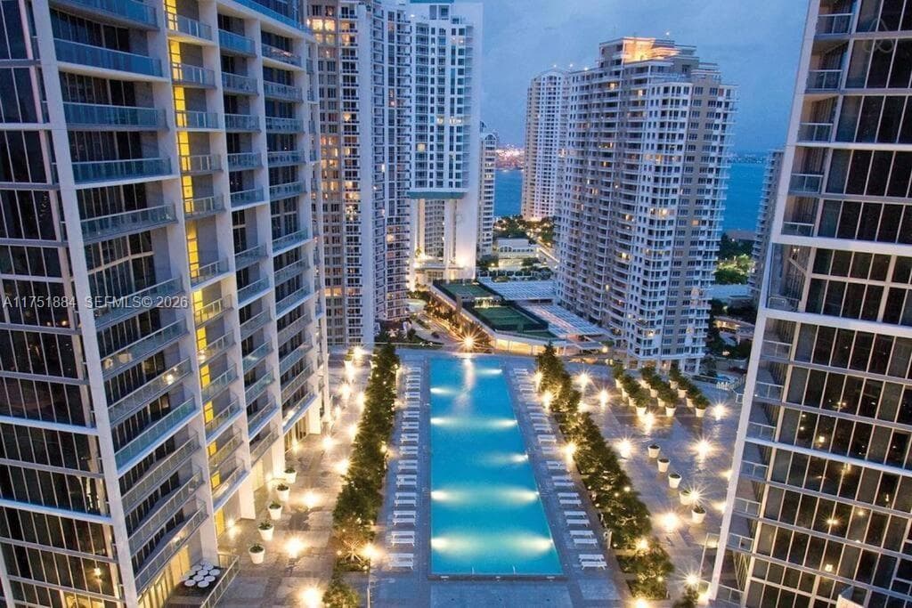 465 Brickell Ave 2405 photo 4