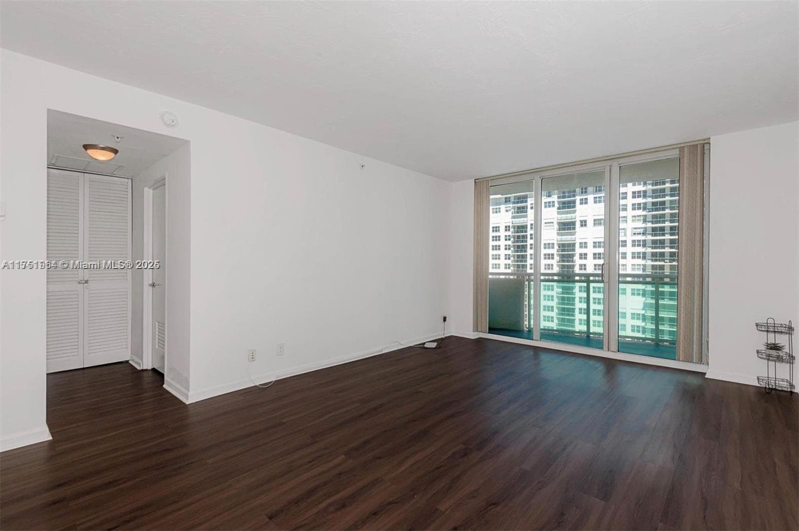 3001 S Ocean Dr 1001 photo 4