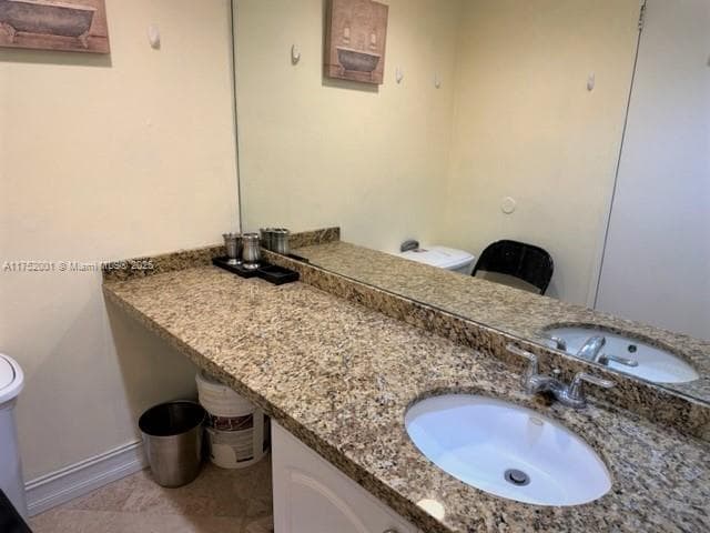 4001 Ocean Dr 9L photo 10