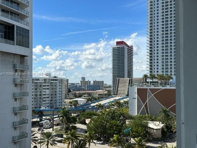4001 Ocean Dr 9L photo 19