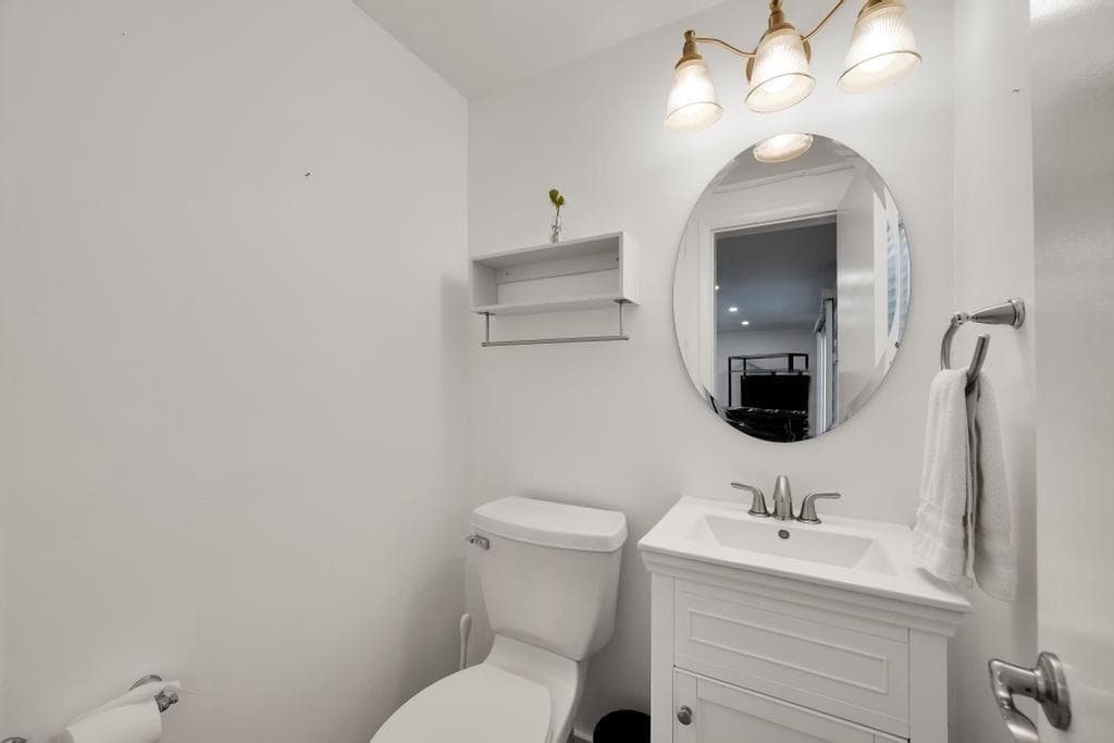 1771 NE 35th Street photo 16