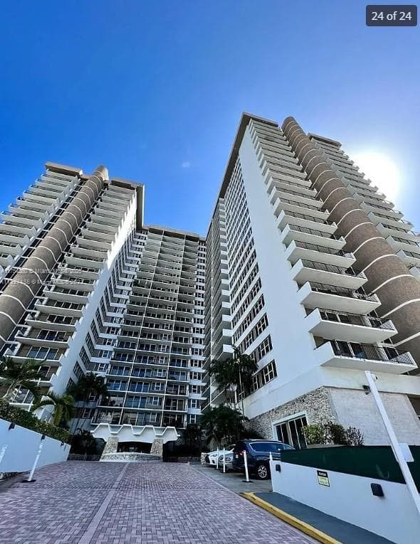 2030 S Ocean Dr 211 photo 16