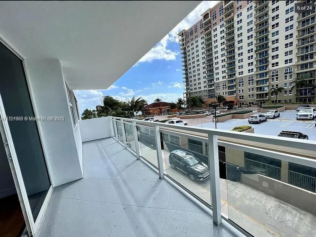 2030 S Ocean Dr 211 photo 15