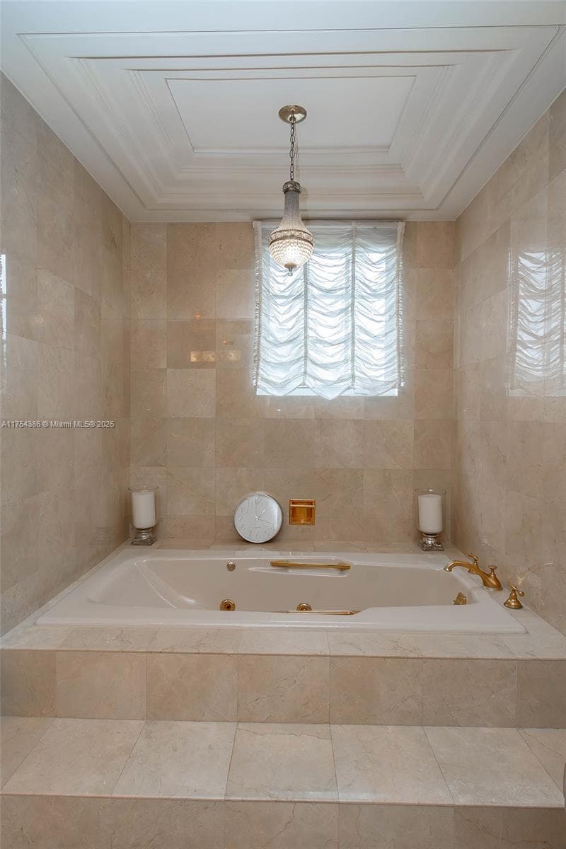 7241 Fisher Island Dr 7241 photo 23