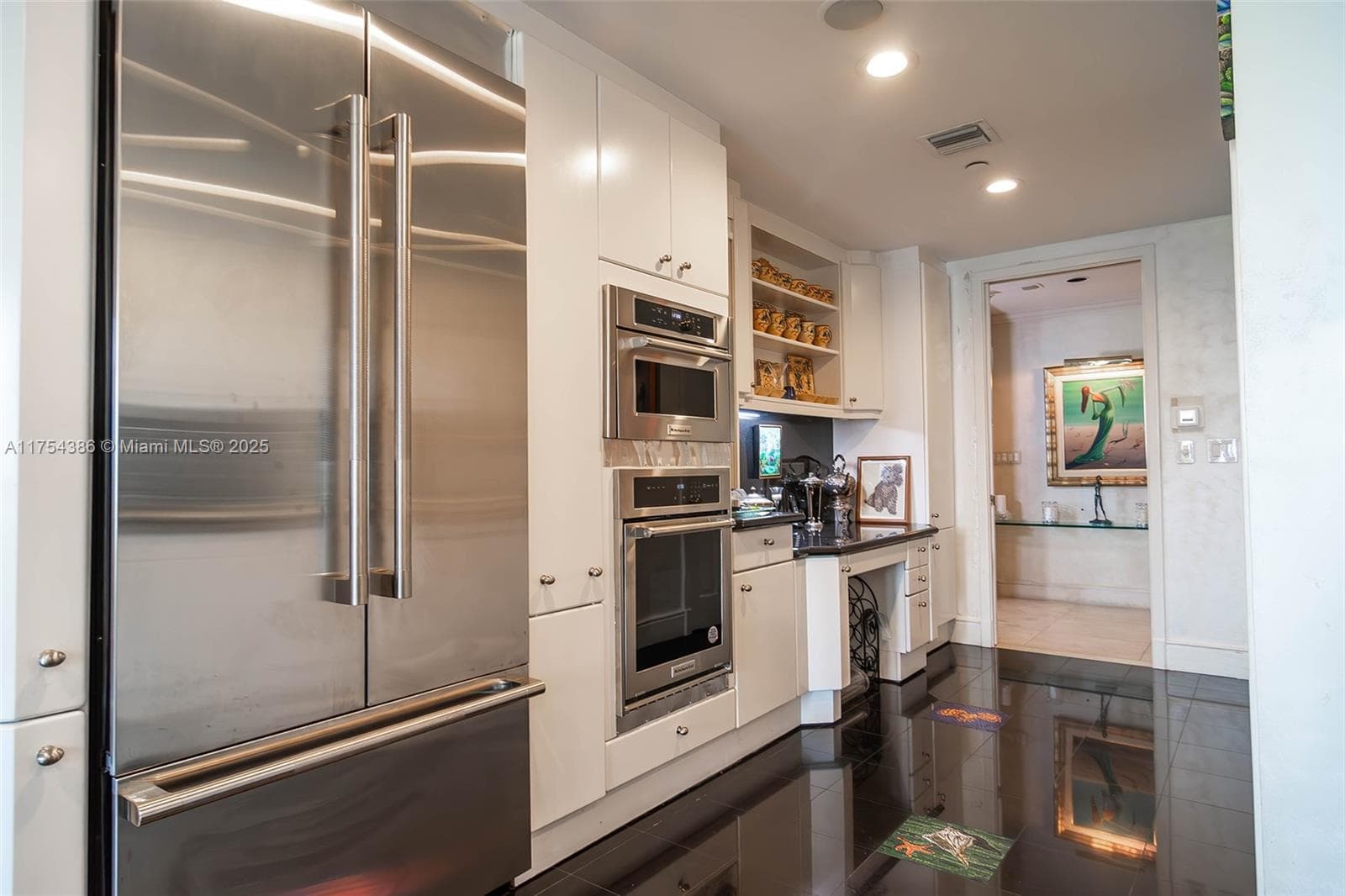 7241 Fisher Island Dr 7241 photo 13