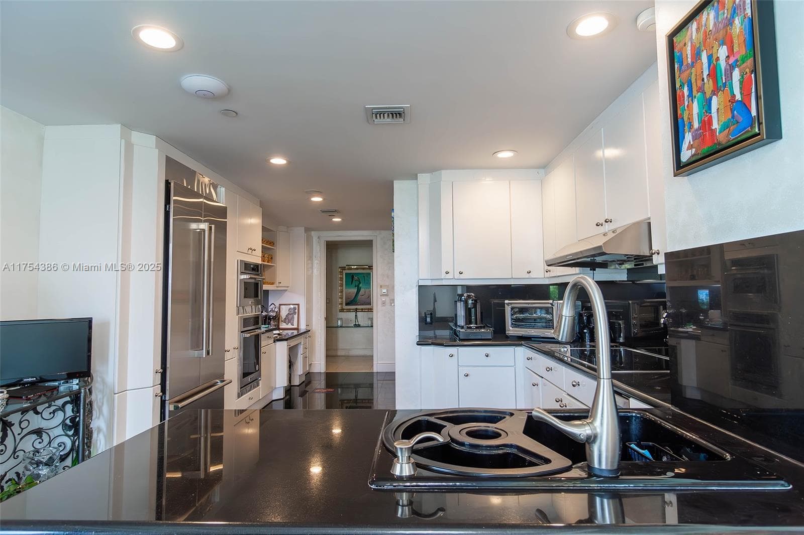 7241 Fisher Island Dr 7241 photo 10