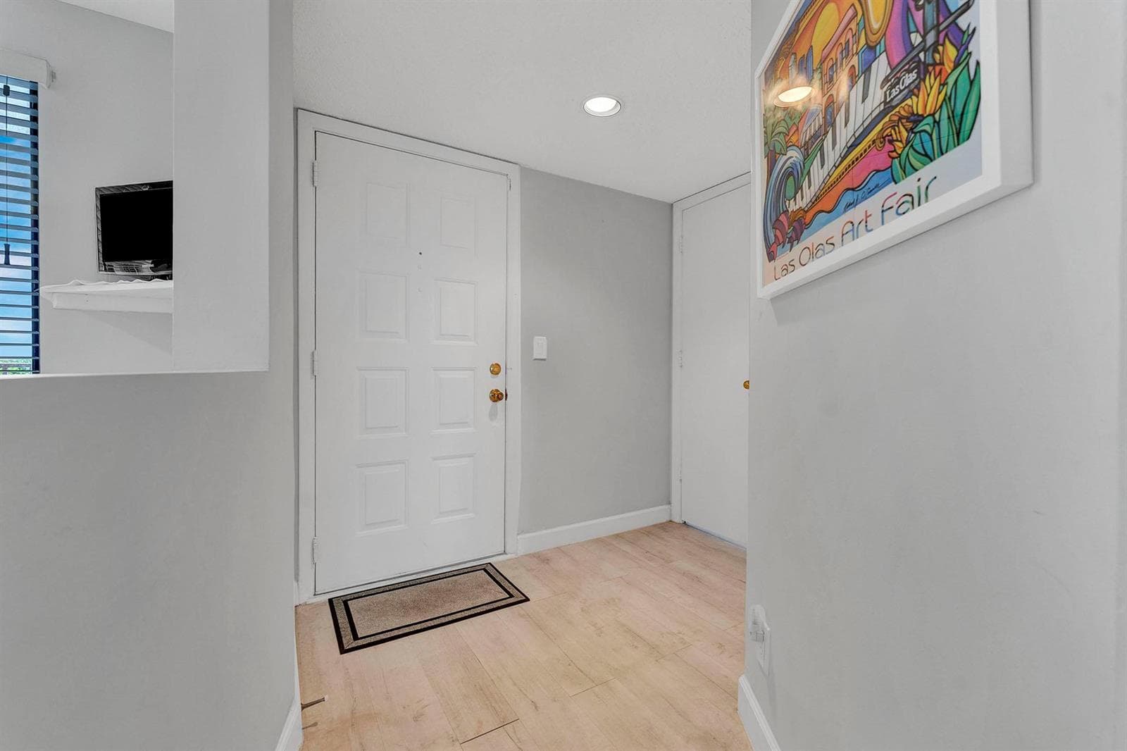14475 Strathmore Lane 703 photo 2