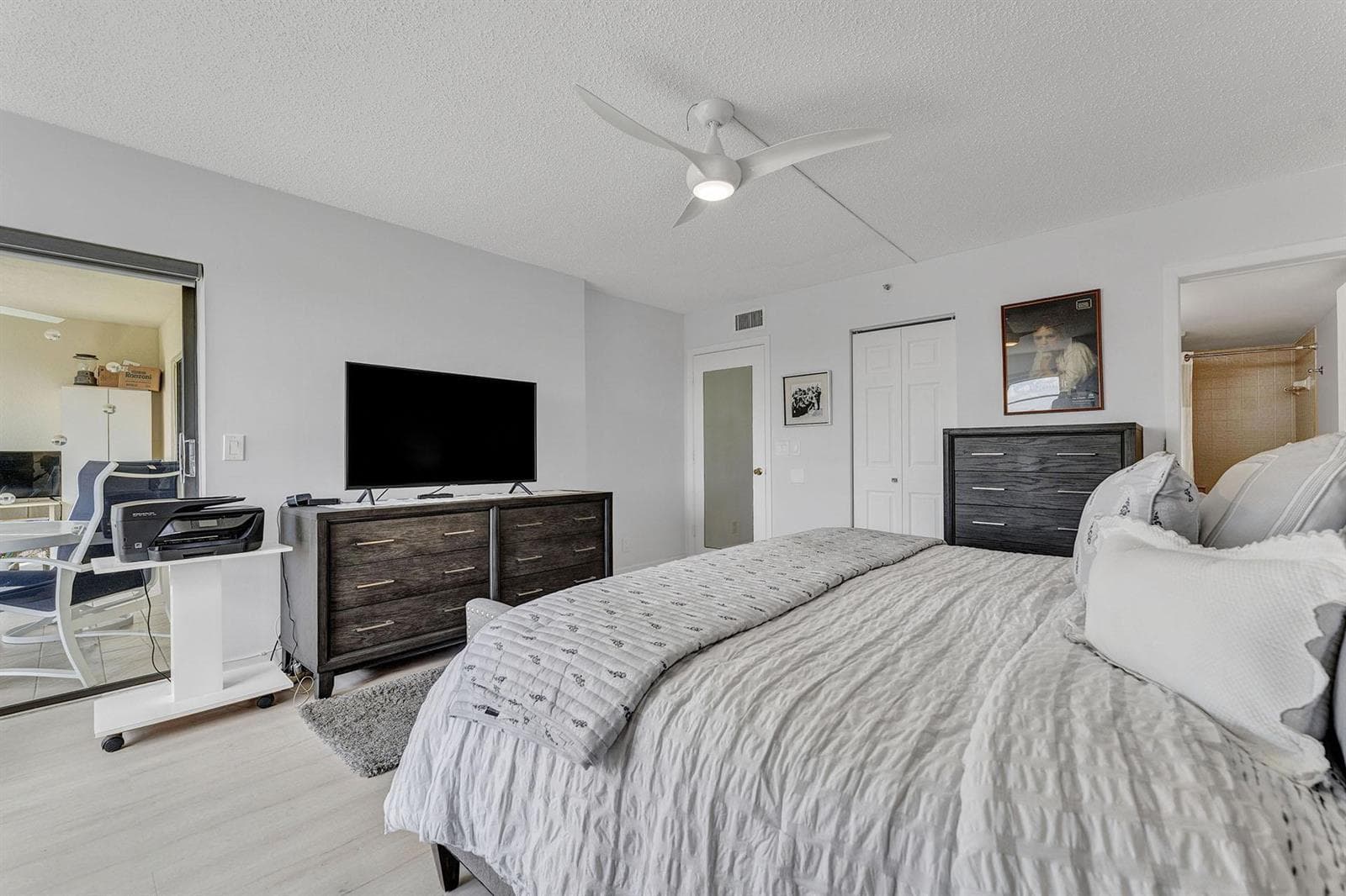 14475 Strathmore Lane 703 photo 18