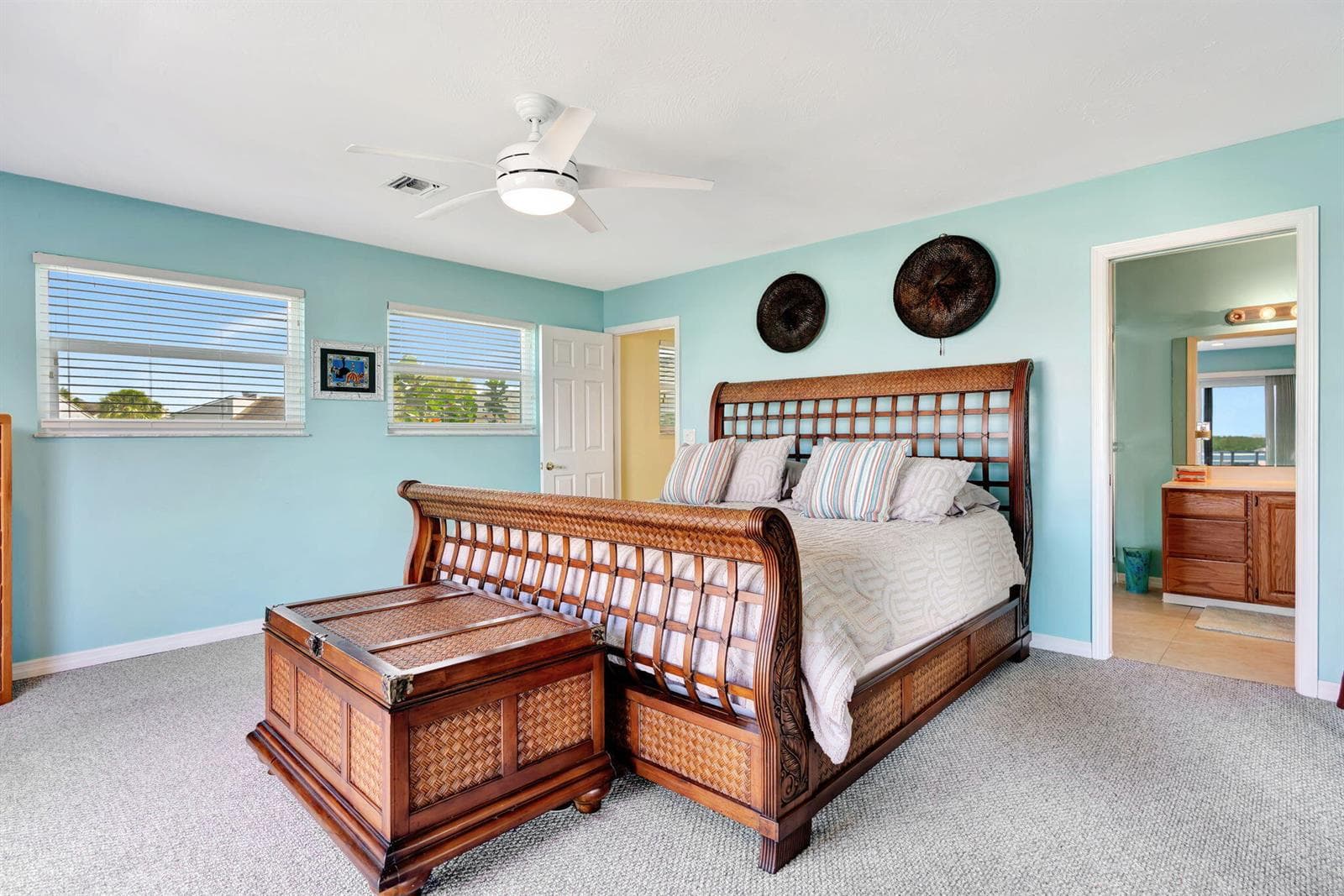 2440 Harbour Cove Drive photo 12
