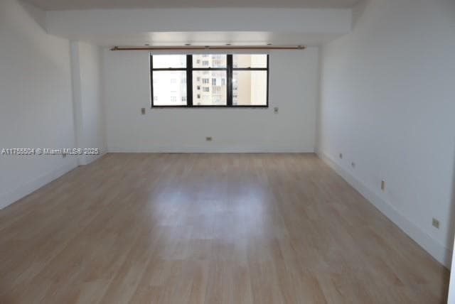 1800 NE 114th St 1108 photo 13