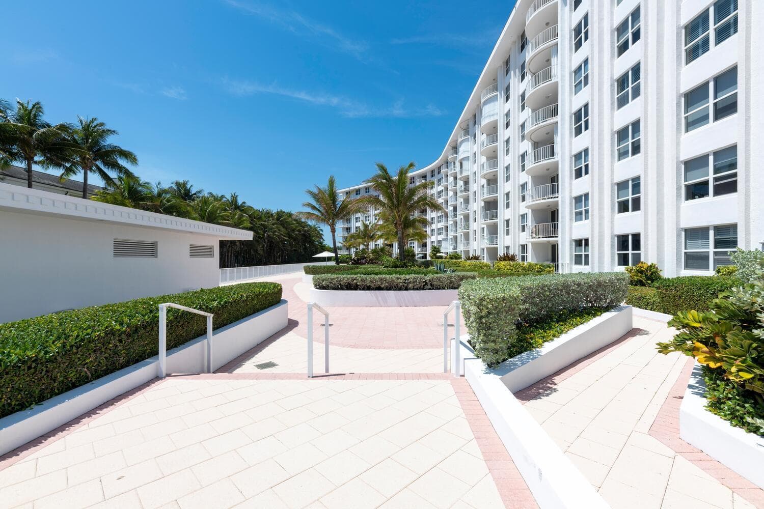 2295 S Ocean Boulevard 404 photo 19