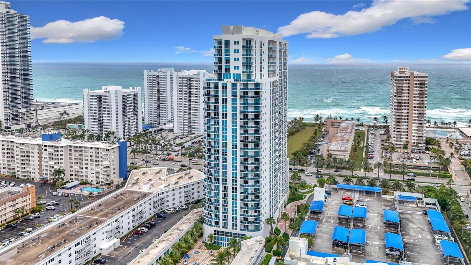 1945 S Ocean Dr 605 photo 4