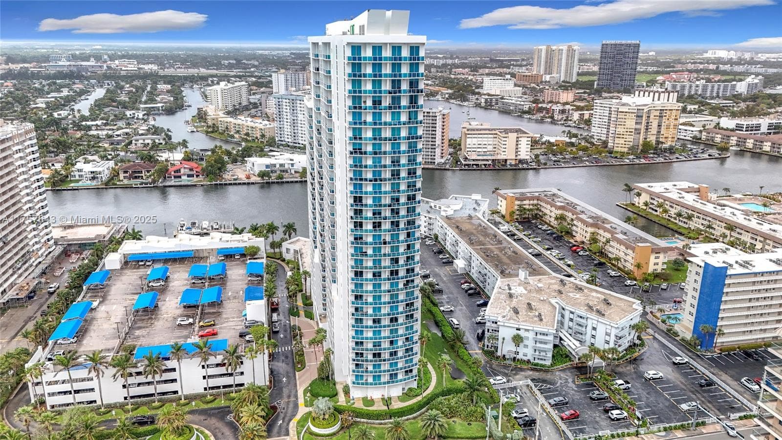 1945 S Ocean Dr 605 photo 8