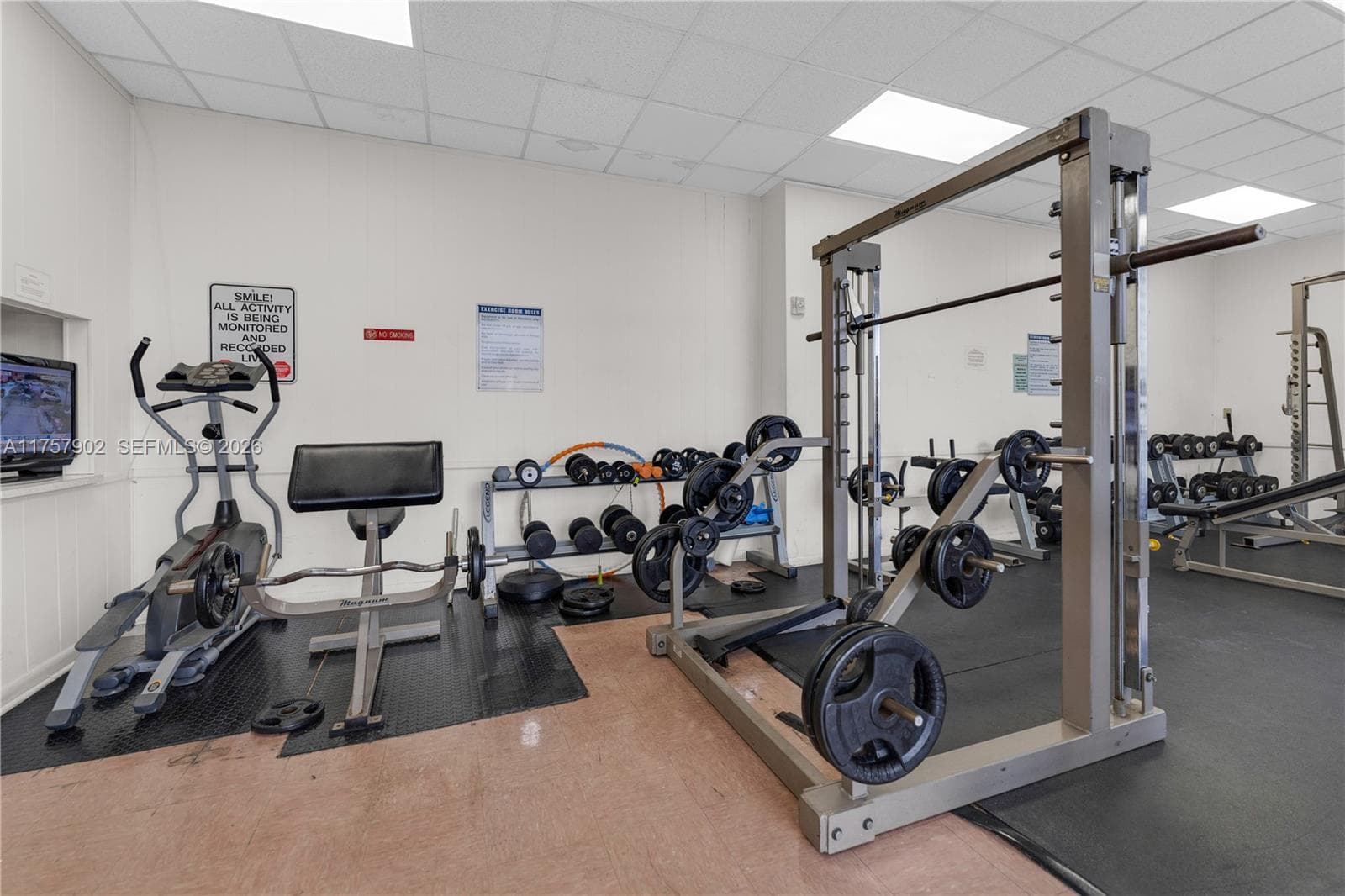 1817 S Ocean Dr 827 photo 22