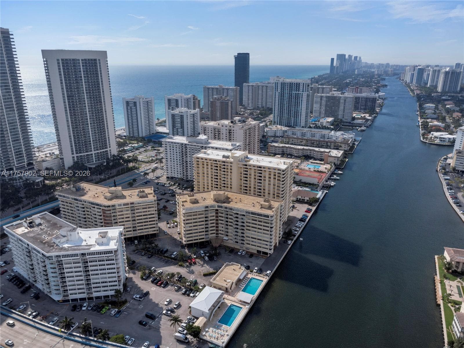 1817 S Ocean Dr 827 photo 24