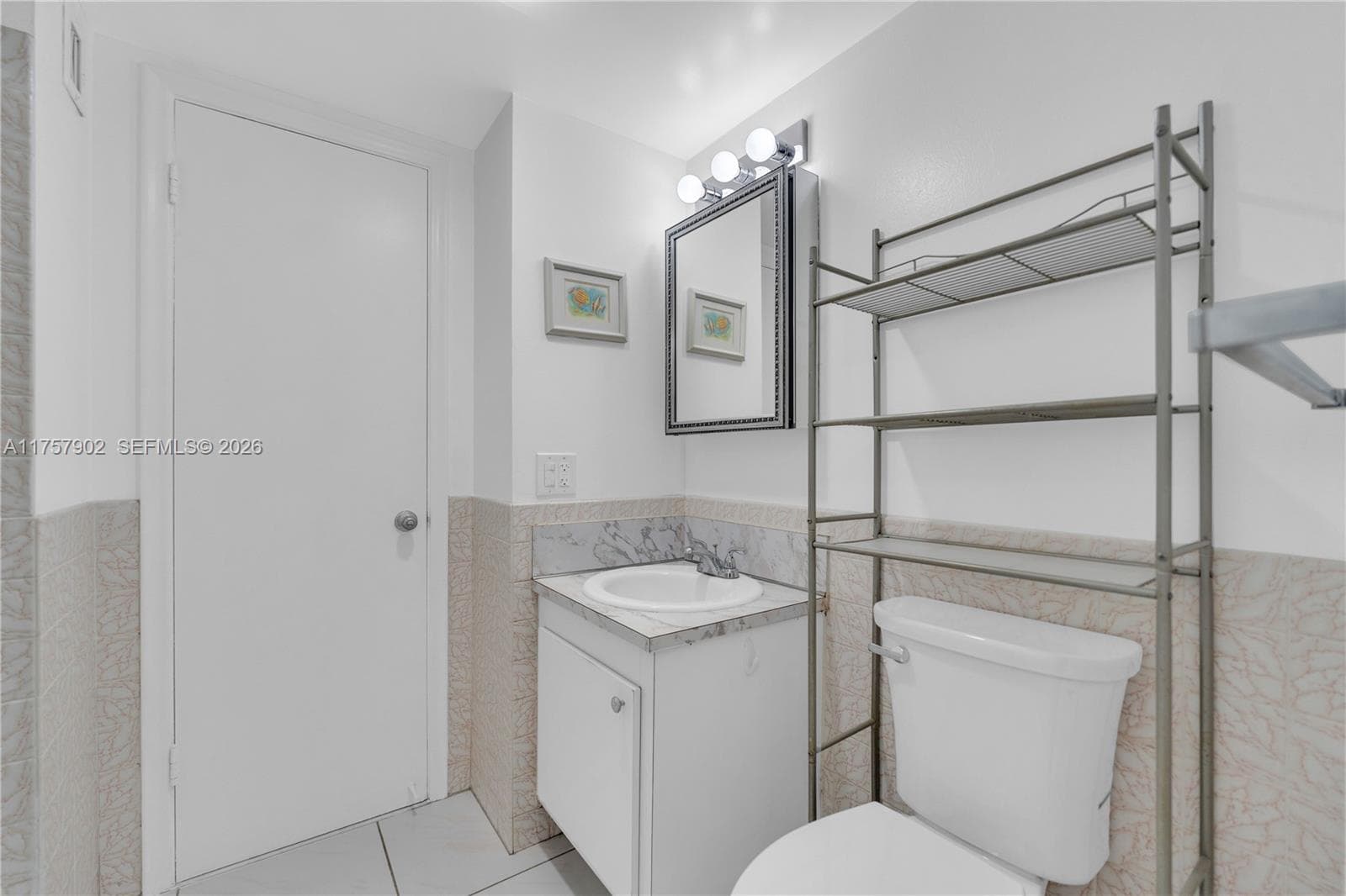 1817 S Ocean Dr 827 photo 15