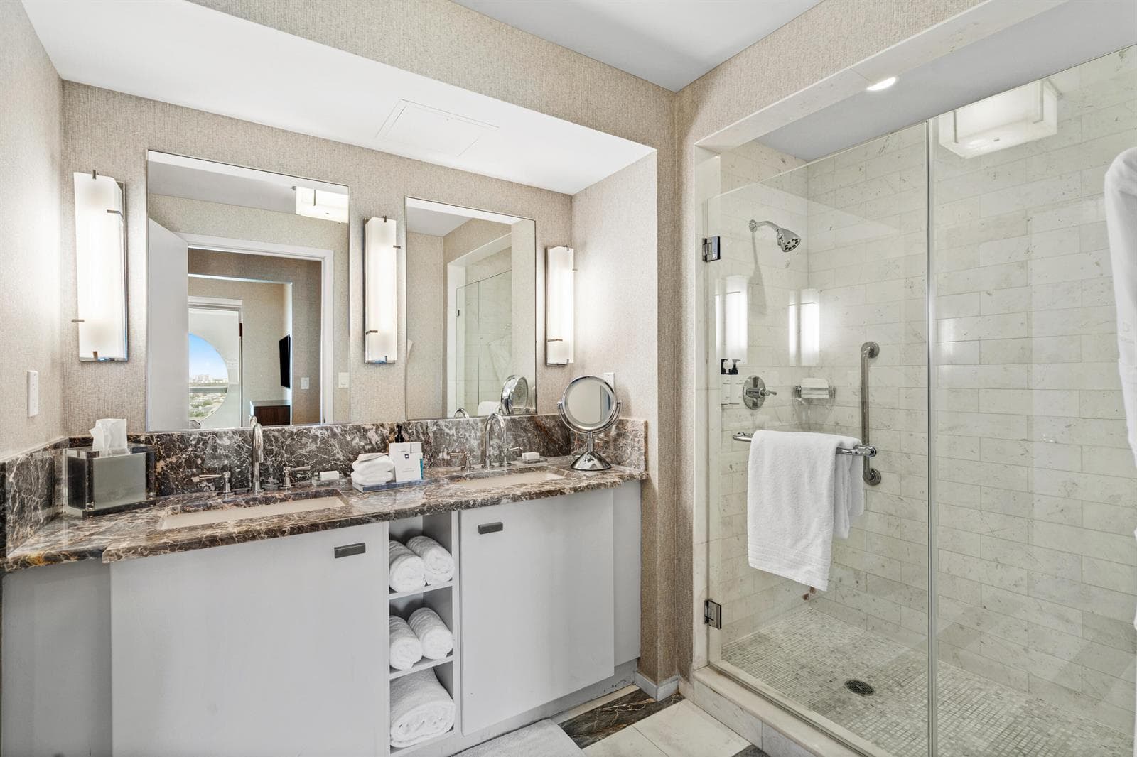 551 N Fort Lauderdale Beach Boulevard H1603 photo 15