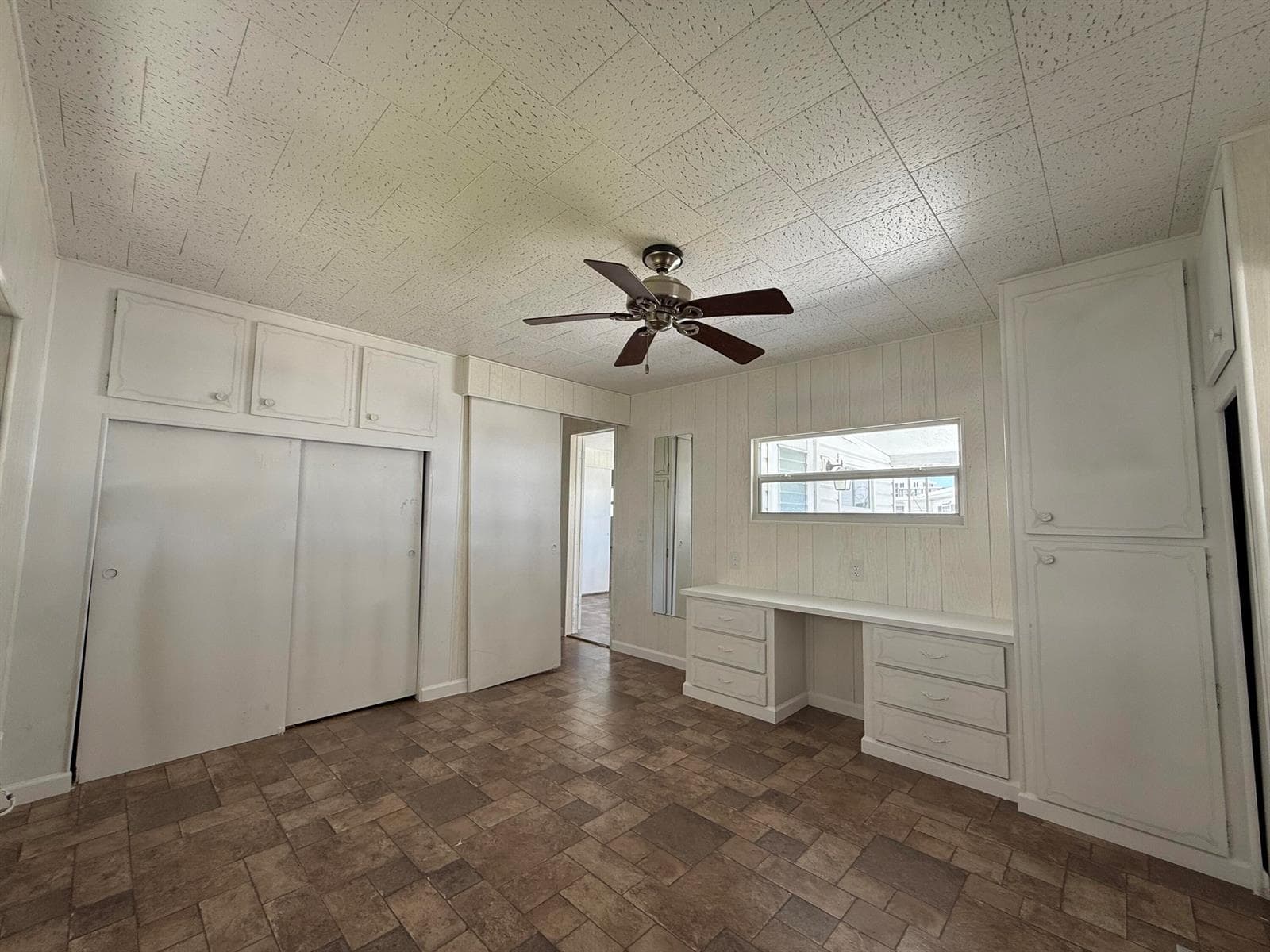 215 S Heron Drive O photo 22
