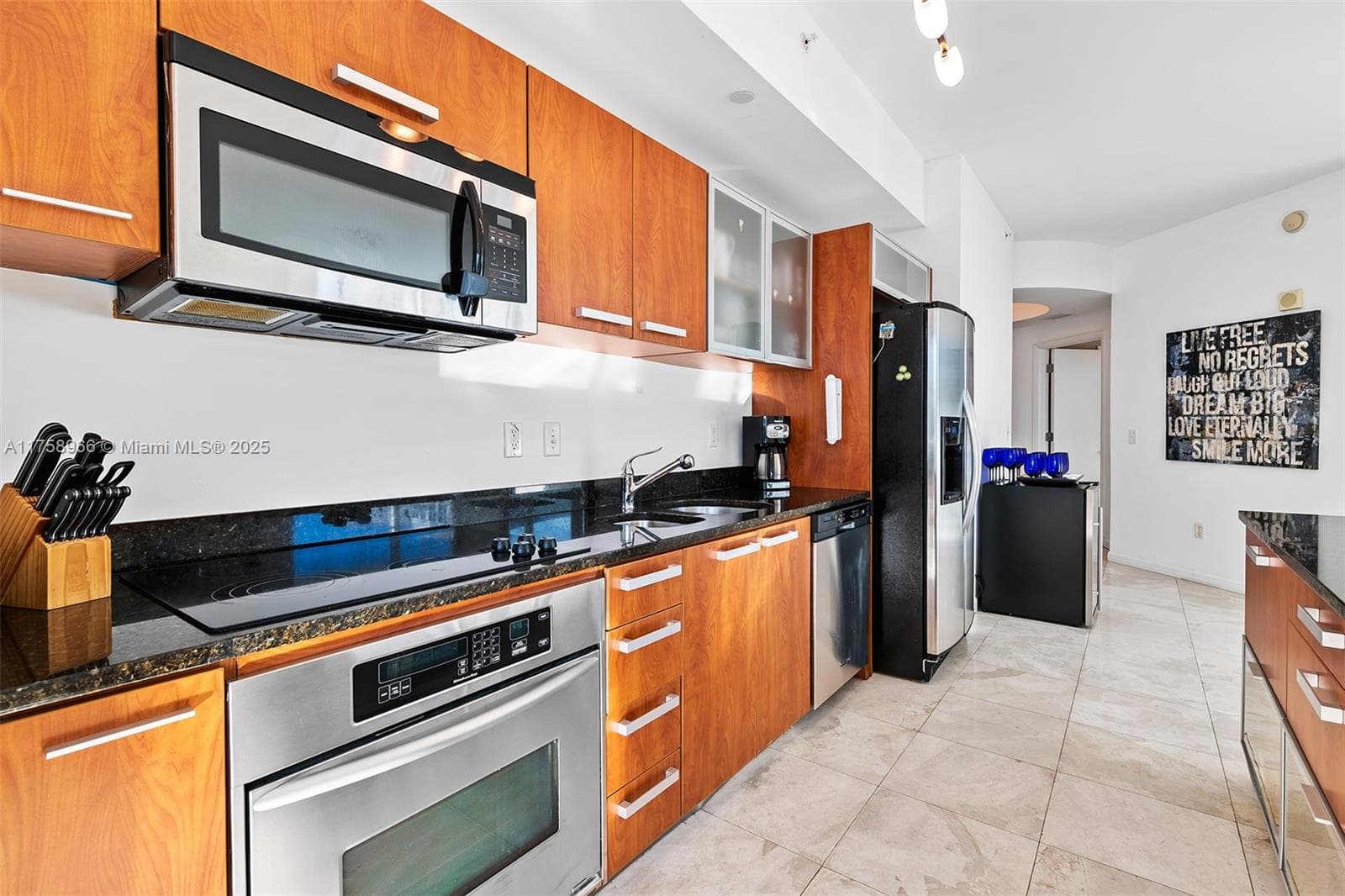 3131 NE 188th St 1-508 photo 6