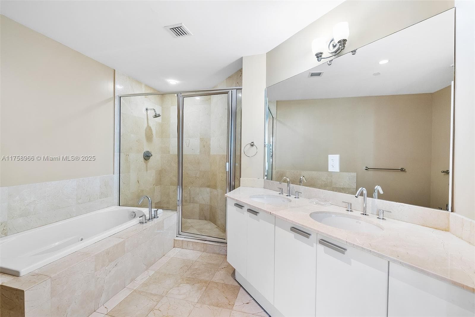 3131 NE 188th St 1-508 photo 13