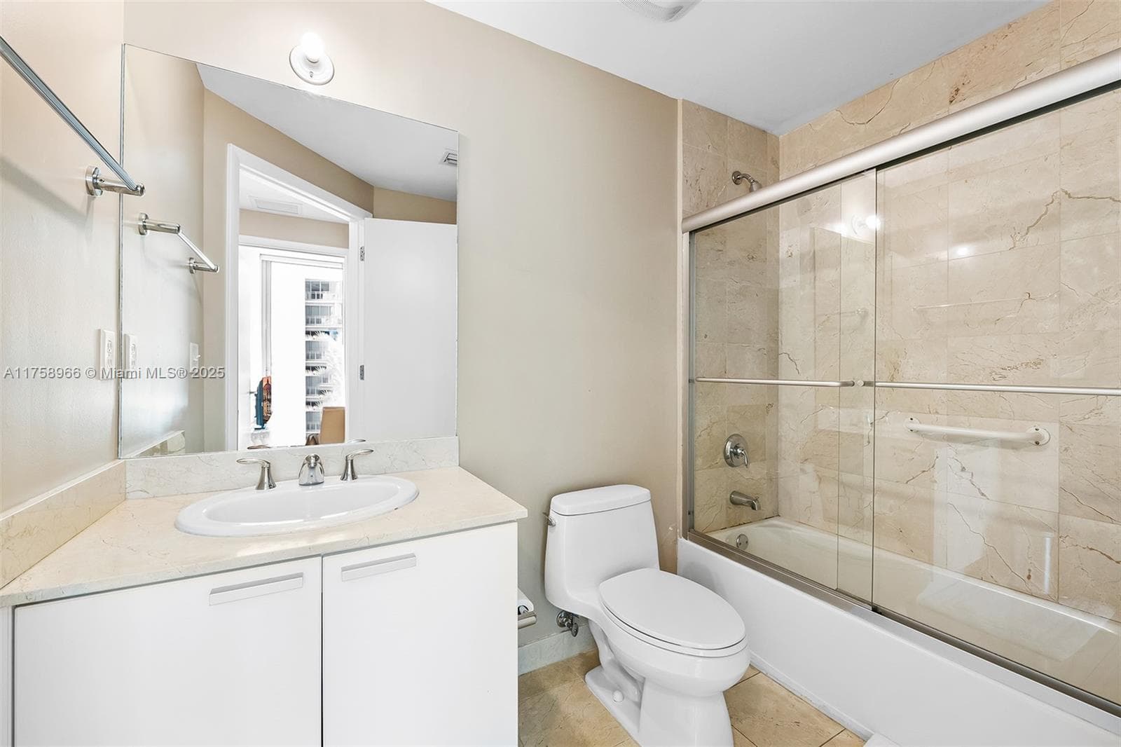 3131 NE 188th St 1-508 photo 17