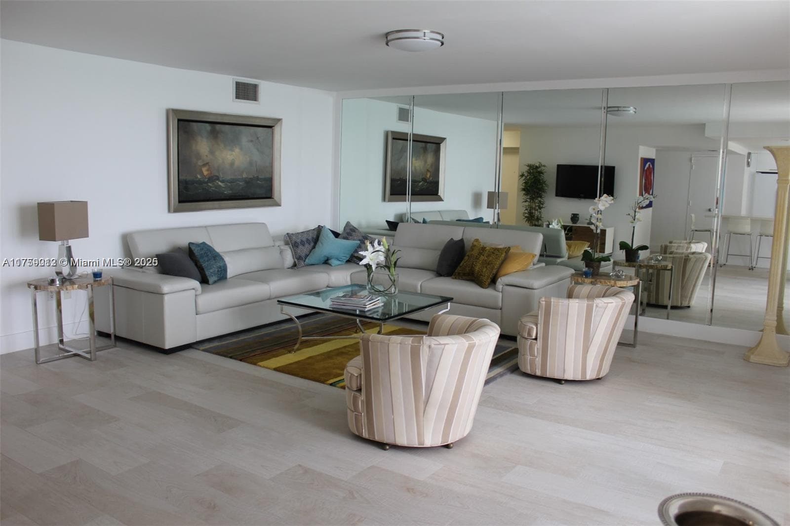 881 Ocean Dr 22F photo 6
