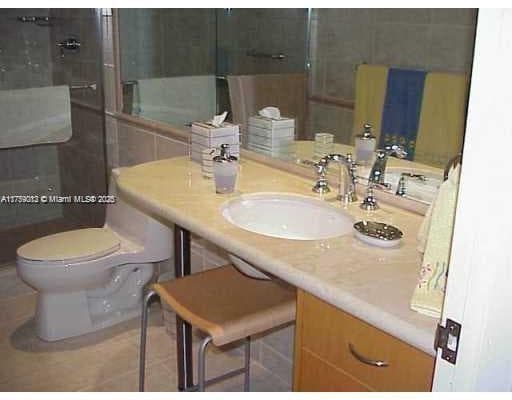 881 Ocean Dr 22F photo 12