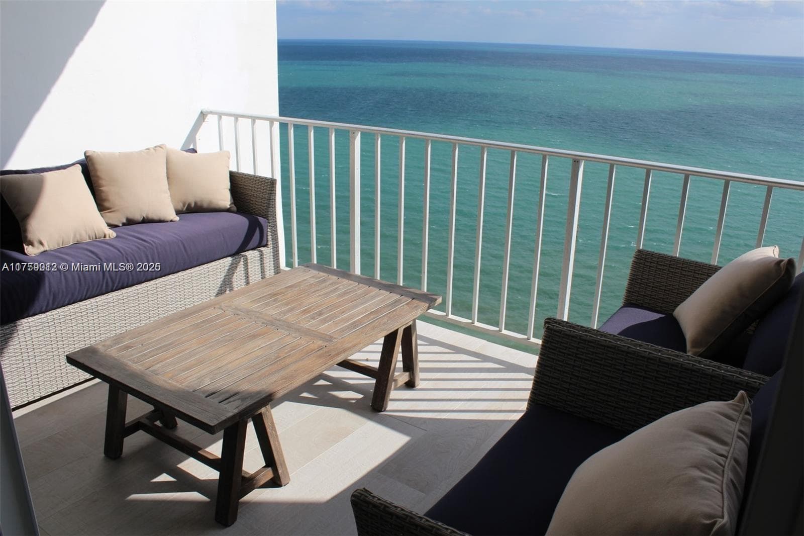 881 Ocean Dr 22F photo 18