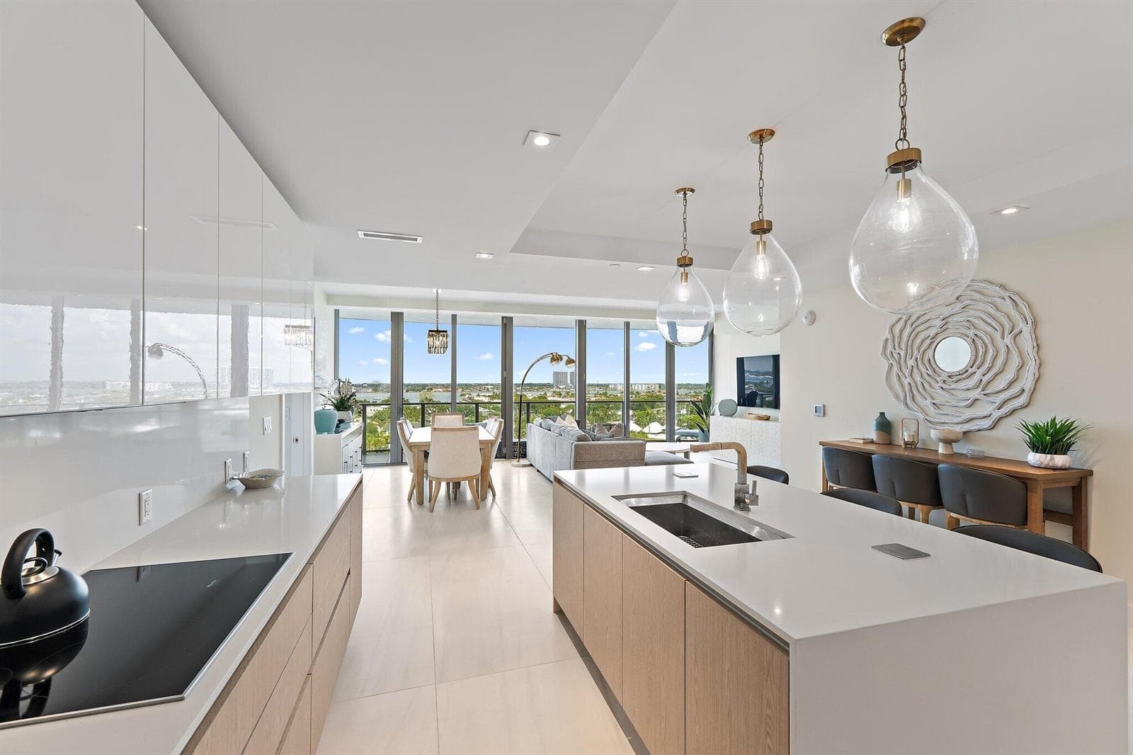 3100 N Ocean 906 photo 2