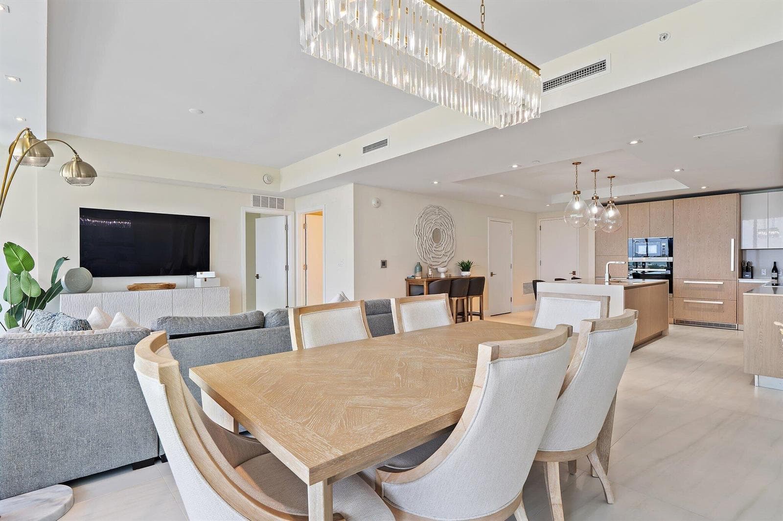 3100 N Ocean 906 photo 6