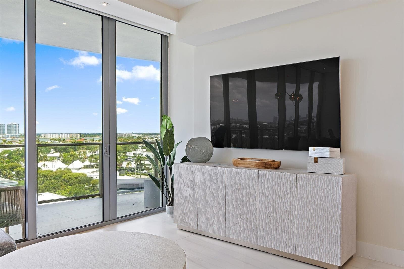 3100 N Ocean 906 photo 13