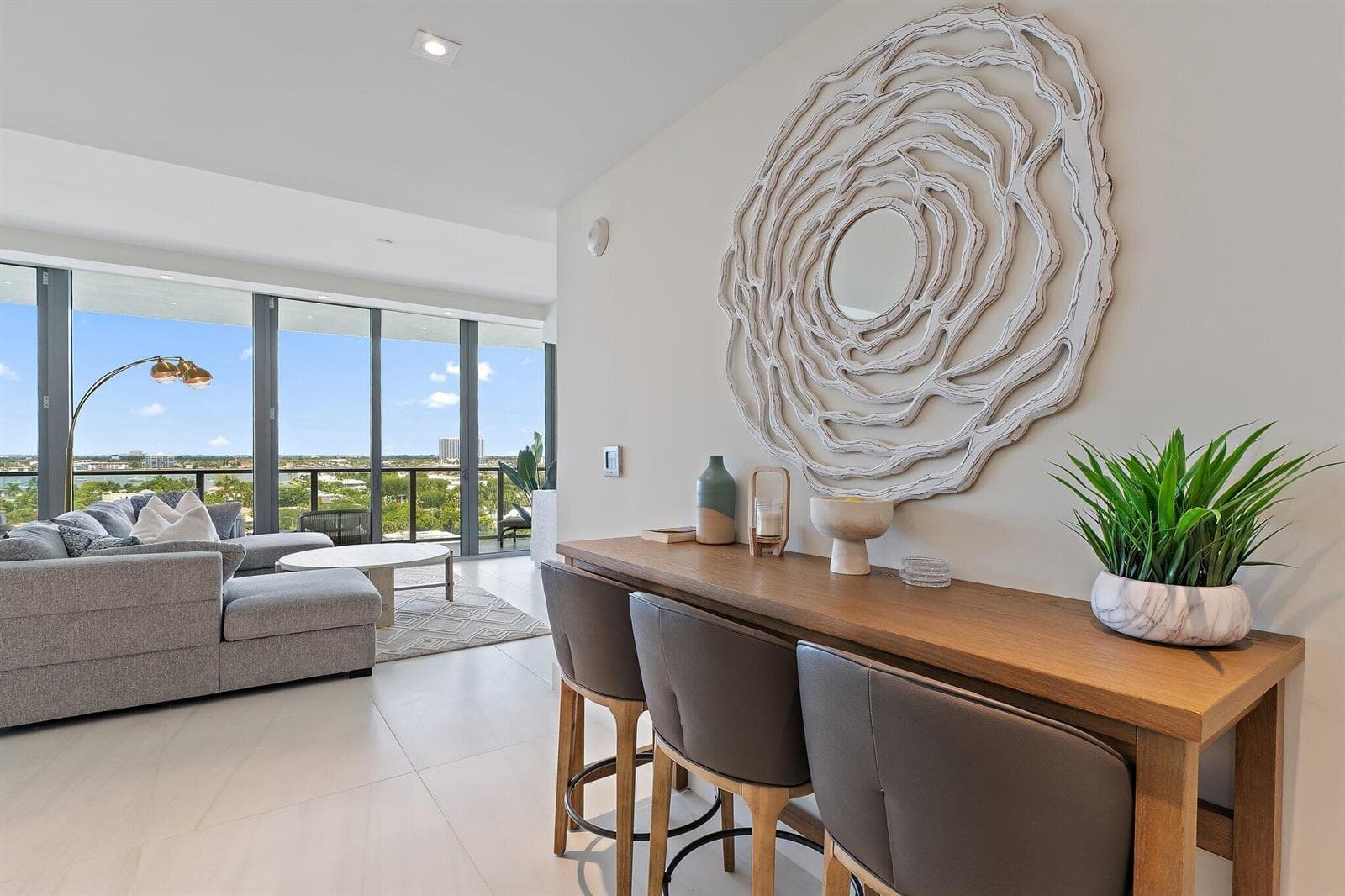 3100 N Ocean 906 photo 14