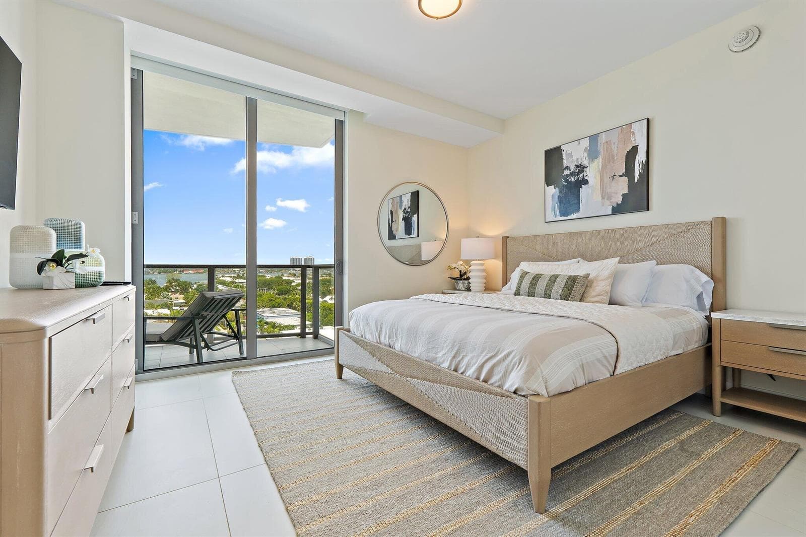 3100 N Ocean 906 photo 25