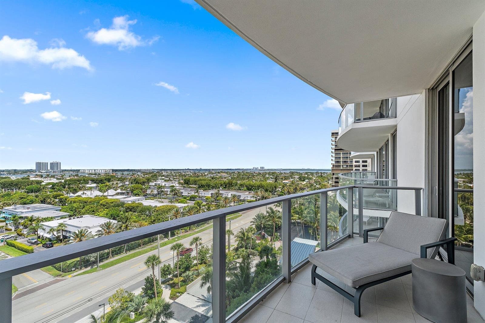 3100 N Ocean 906 photo 21