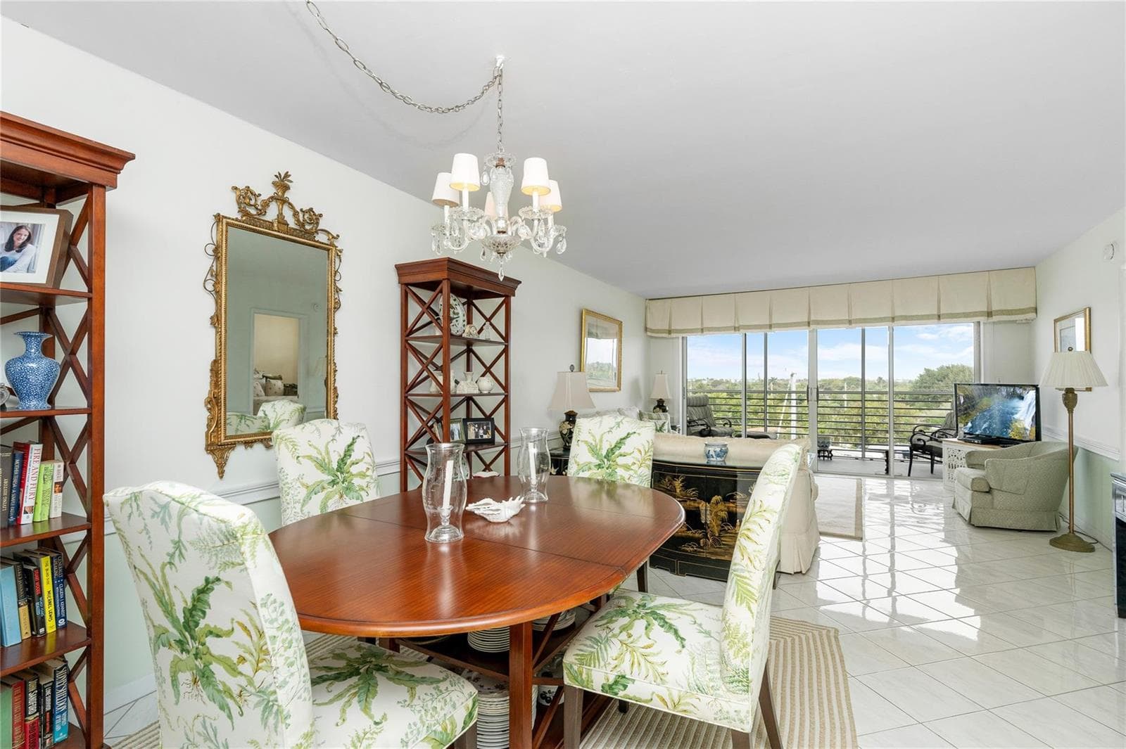 2731 NE 14th Street Causeway 637 photo 5