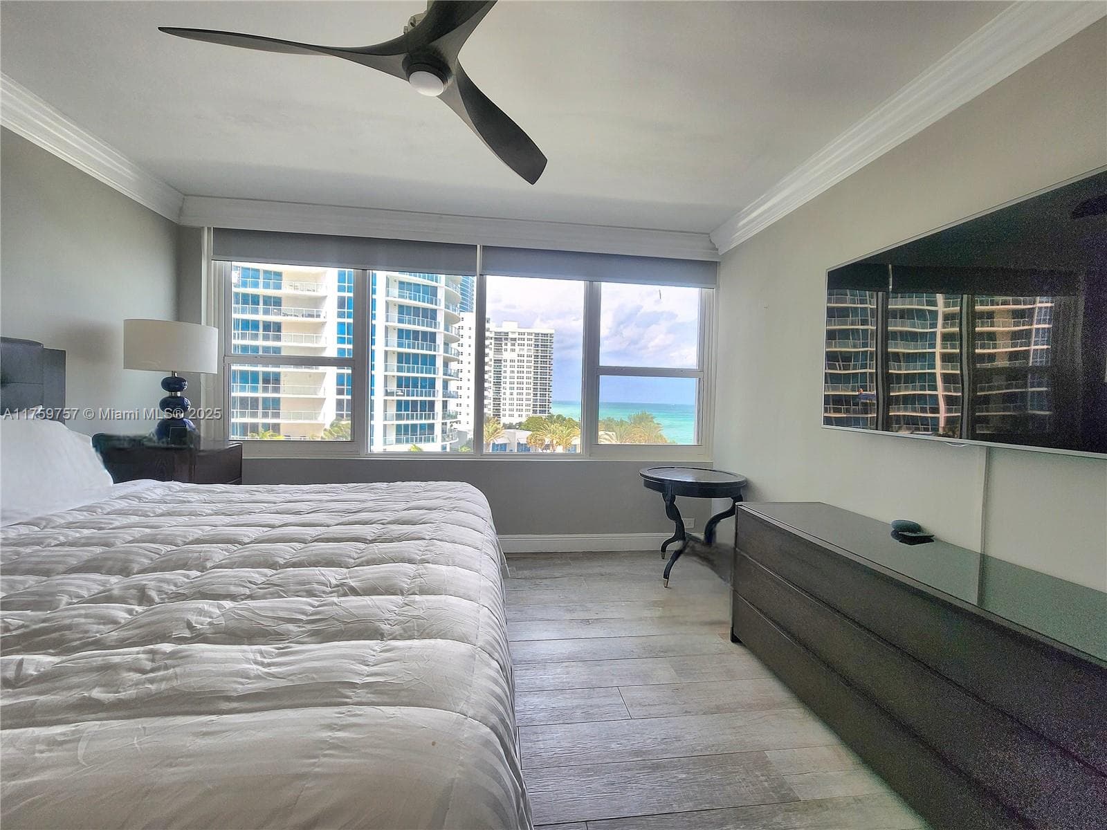 3505 S Ocean Dr 612 photo 14