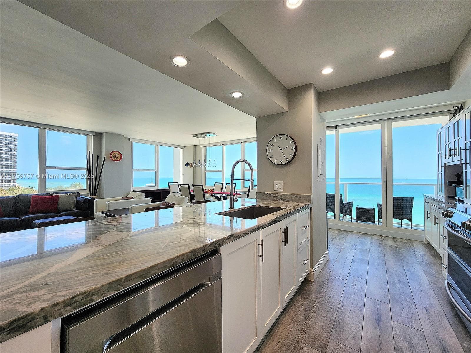 3505 S Ocean Dr 612 photo 15