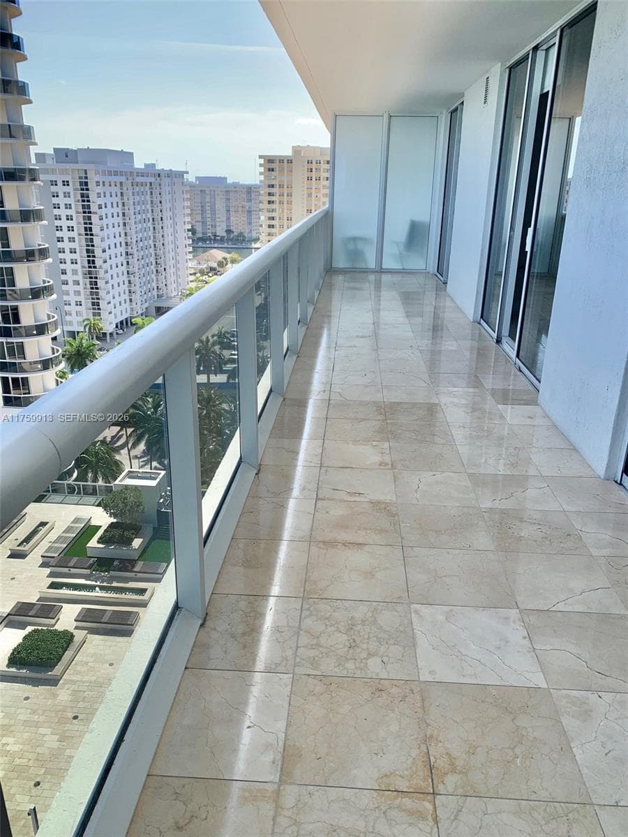 1830 S Ocean Dr 1503 photo 5