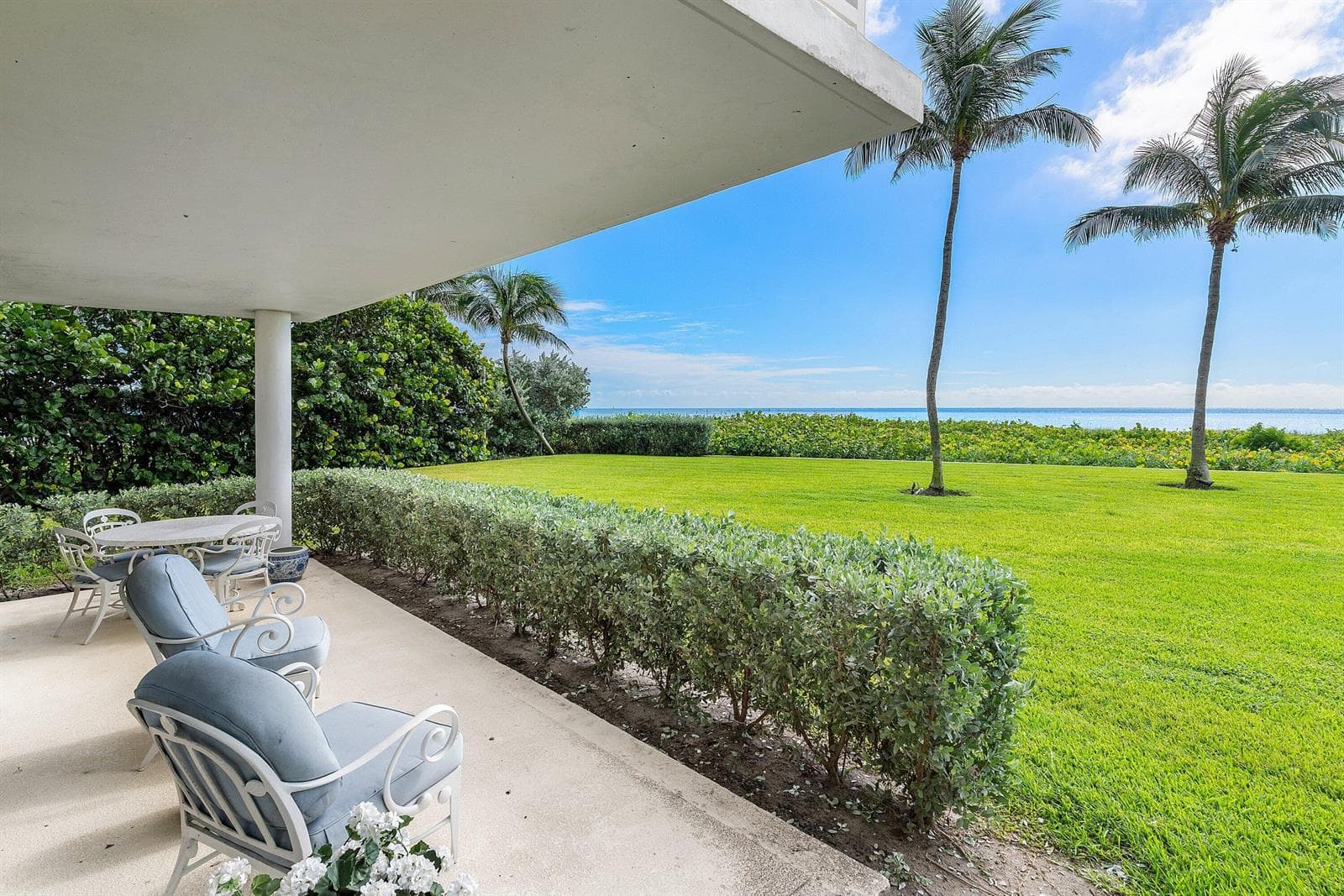 1225 S Ocean Boulevard 105 photo 3