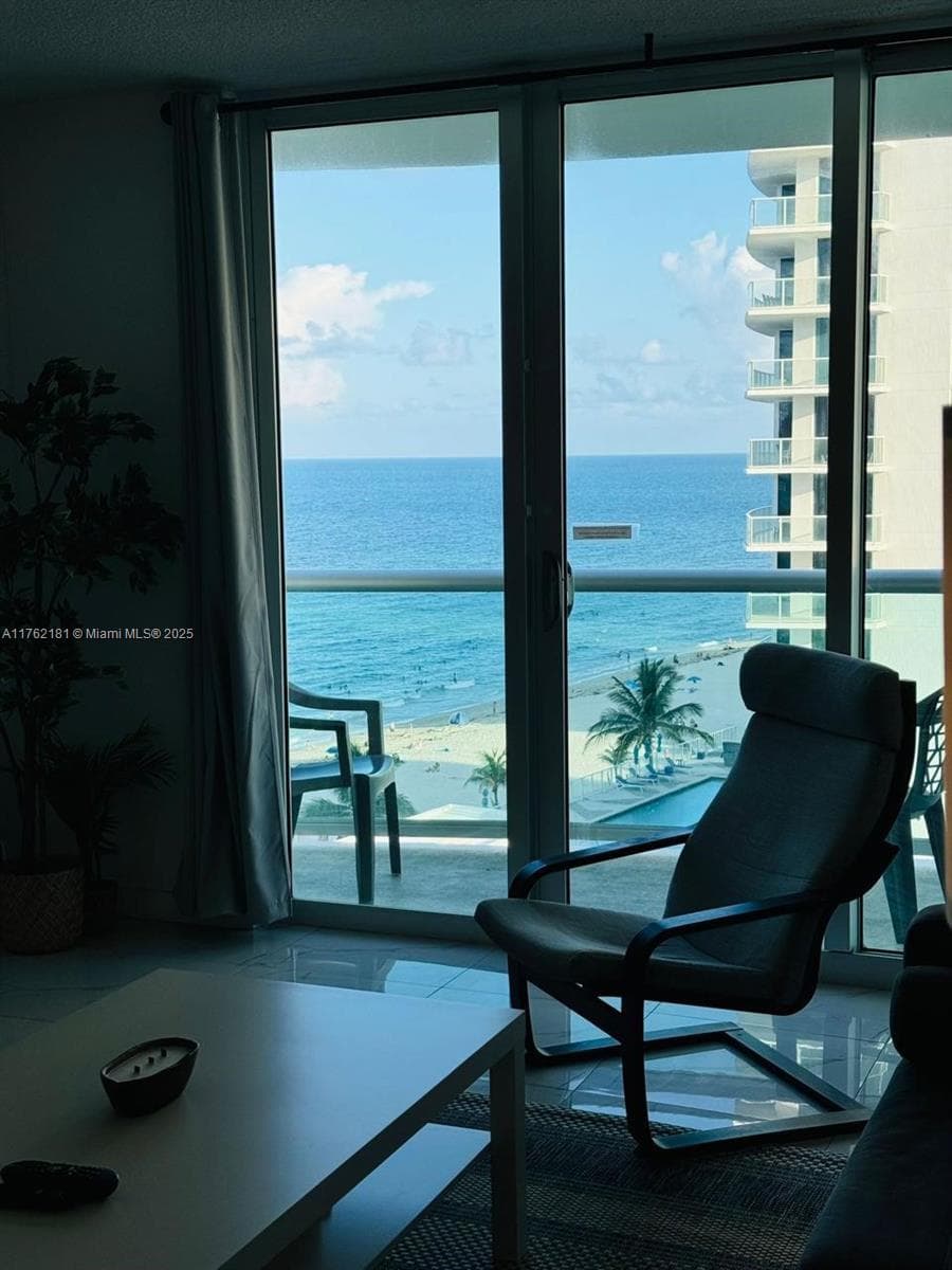 3901 S Ocean Dr 10G photo 18