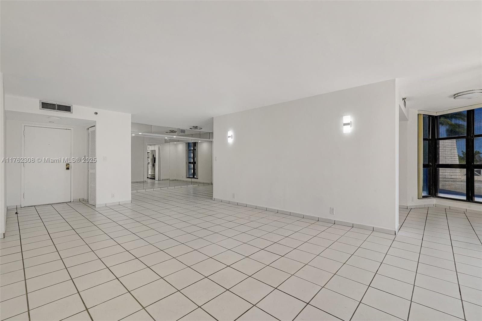 4000 Towerside Ter 302 photo 14