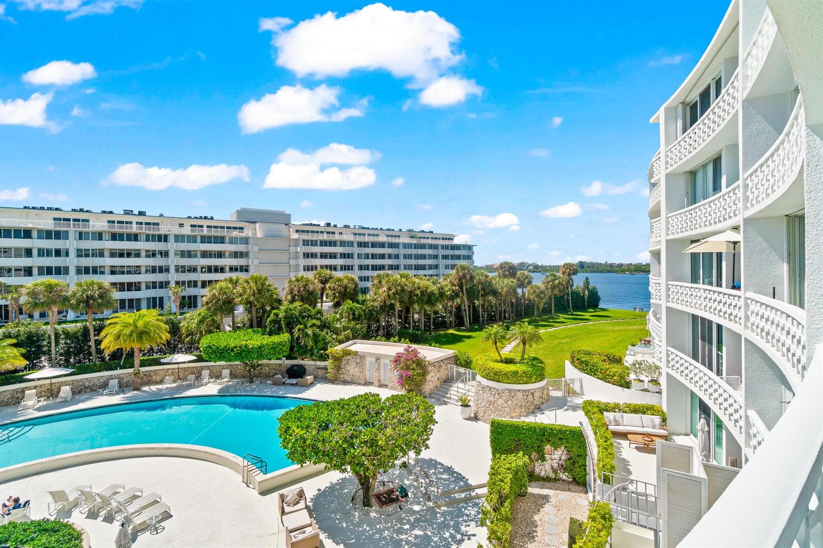 2760 S Ocean Boulevard 313 photo 1